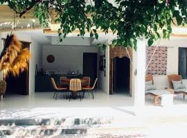 Bali Bliss Private Villa Pulau