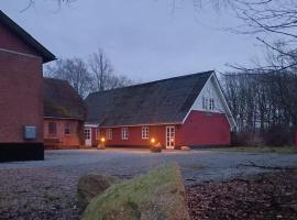 Komfortabel feriegård nær Varde, hotel i Varde