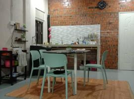 D GARDEN HOME STAY, hotel din Tanah Merah