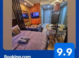 Luxurious Romantic Getaway in a stylish Condo, lägenhet i Tagaytay