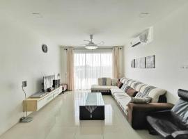 EcoPark Condominium, 5mins to airport, malls & eatery, hotel en Miri