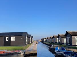 Waterpark Giethoorn, hotel u gradu Hithorn