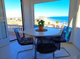 Chalet a orillas del mar, cabin nghỉ dưỡng ở Torrevieja