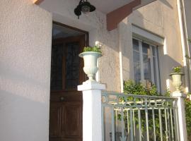 Maison au cœur de Lyon, hotel in Lyon