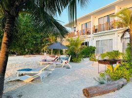 The Sunset Villa: Dhiffushi şehrinde bir otel