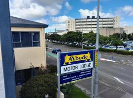 A'Abode Motor Lodge: Palmerston North şehrinde bir otel