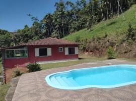 Contemplar a natureza, ouvir os pássaros, relaxar., cabaña o casa de campo en Teresópolis