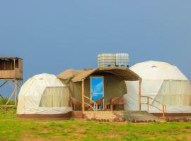 Amanya 2 rooms Girraffe Family Tent، فندق في أمبوسيلي