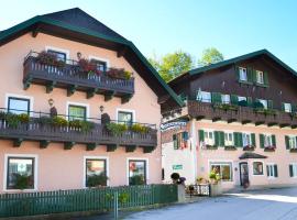 Hotel-Pension Falkensteiner, hotel i Sankt Gilgen