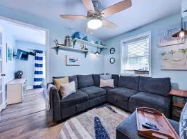 Beach Apartment with Yard Near Pier and Mayo Clinic