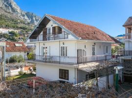 Apartments by the sea Podaca, Makarska - 2783, hotell i Podaca