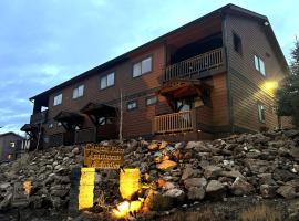 Canyon Plaza Premier Studio and Apartments, hotel perto de Aeroporto do Parque Nacional Grand Canyon - GCN, 