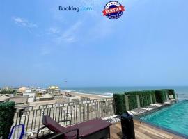 Hotel TBS ! PURI all-rooms-sea view fully-air-conditioned-hotel with-lift-and-parking-facility breakfast-included, hotel in Puri