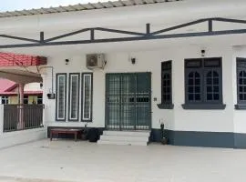 Beril Homestay Full Aircond, Free Wifi, Netflix, Water Filter