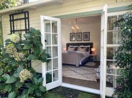 Green Door Cottage: Greytown şehrinde bir otel