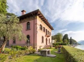 Lake Front Villa Schlosser- Happy Rentals