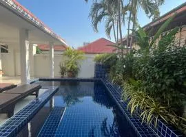 VIEW TALAY VILLA POOL HOUSE 285