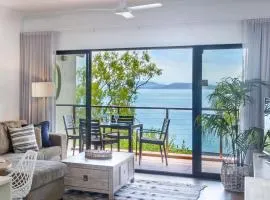 Haven on Hamilton Island -private apartment with views & buggy Fully Renovated in 2023