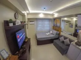 Cozy Chic Condotel Serin East Tagaytay