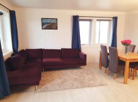 Spacious 2 Bedroom Apartment in Arendal., hotel in Arendal