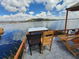 Uros Titicaca UMA lodge