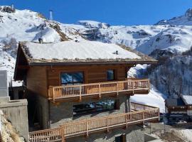 Skiing Resort In The Italian Alps, Chalet Cervinia, hôtel à Breuil-Cervinia