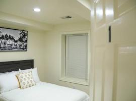 Private Room with Private Bathroom Centrally Located, hotel v destinácii Washington