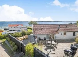 Amazing Home In Gråsten With House Sea View