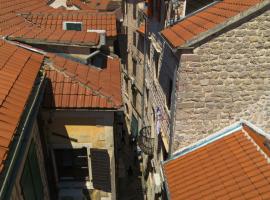 Old Town Youth Hostel, hotel Tivat repülőtér - TIV környékén 