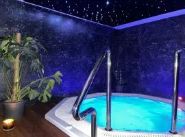 Axel Boutique Jacuzzi & Sauna