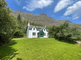 Glen Cottage - Torridon, hotel in Achnasheen