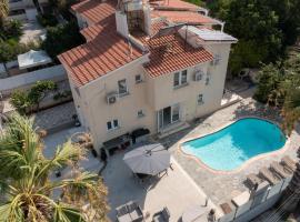 LightHouse Pool Villa, ξενοδοχείο στην Πάφο