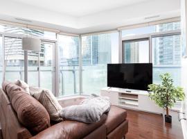 Downtown Toronto condo 2 bedrooms with parking near Rogers Center, condo in Toronto