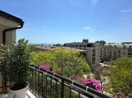 Apartment with the sea view