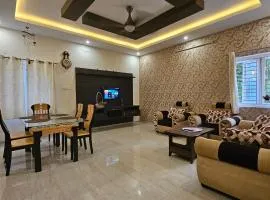 SHI's Vilva - The Bungalow in Coimbatore - Near Airport, KMCH, Codesia