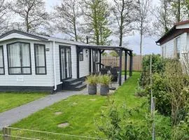 Chalet 516 op Recreatiepark De Wielen