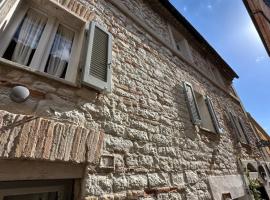 Maison MaRi Sirolo, hotel em Sirolo