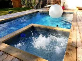 Villa à Biarritz avec Piscine et Jacuzzi au Calme