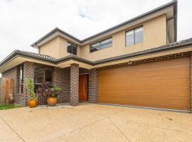 Four Bedroom Modern house in Glen Waverley, hotel di Glen Waverley