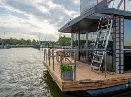 Hausboot Seeadler Stralsund