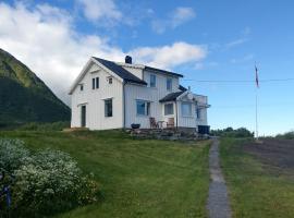 This Old House - Check in Breathe out, mökki kohteessa Strønstad