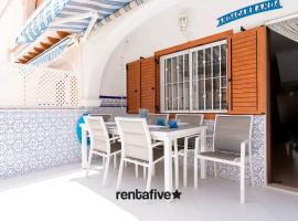 rentafive Bungaló Terraza Parking，聖波拉的飯店