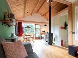 Cozy Tiny House between Veluwe en Veluwemeer - with free use of bikes: Ermelo'da bir otel