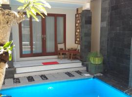 Nyaman Guest House โรงแรมในซานูร์