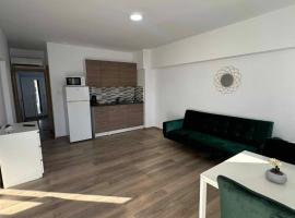 M Hotel Apartments, hotel en Limassol