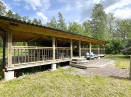 Holiday home TRANÅS III, хотел в Транас