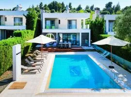 Luxurious 4-Bedroom Villa with Private Pool in Kassandra, Halkidiki