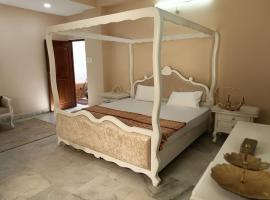 Luxury 9BHK AC Entire Building for families in Hyd, hotel en Hyderabad