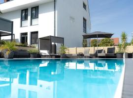 Kracher Hotel Doppelzimmer - inklusive Pool, hotel i Illmitz