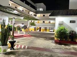 Hotel Farroupilha, hotell i Boa Vista